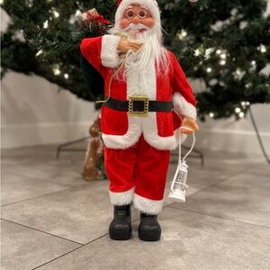 Classic Red Santa Claus Christmas Holiday Decor Figurine